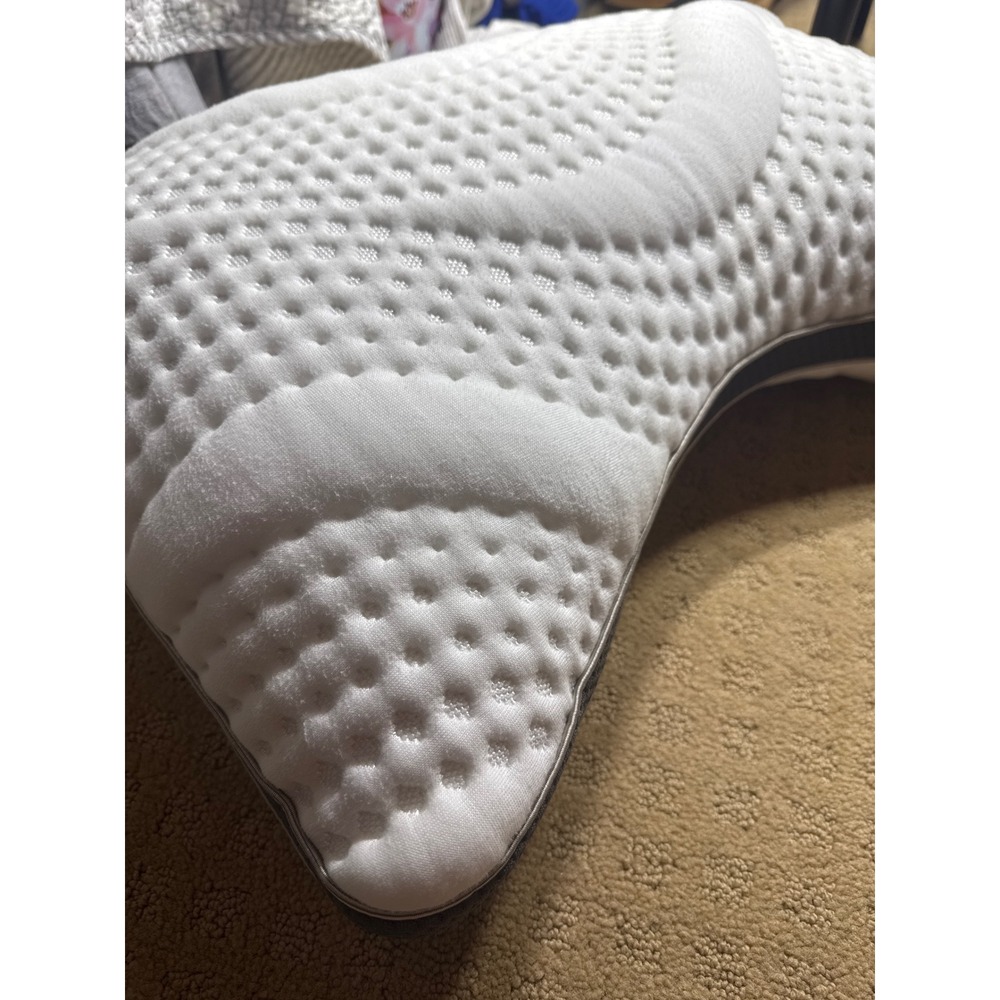 Sleep Number Curved ResponseFit™ Pillow - Picture 3 of 6